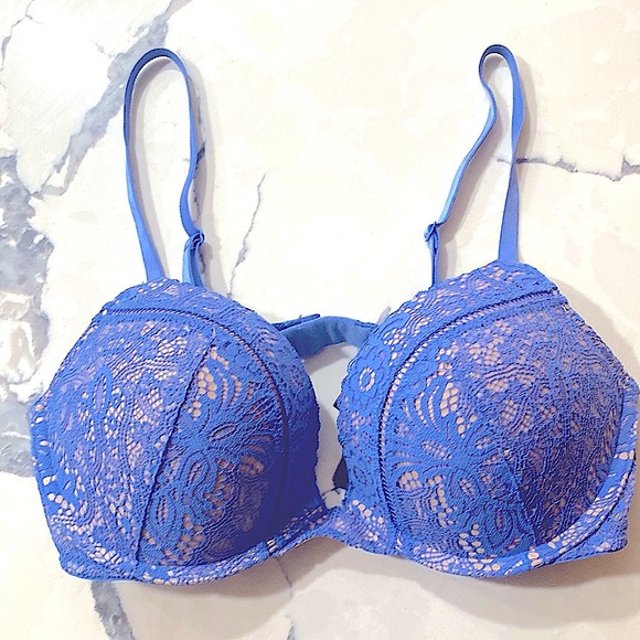 Victoria's Secret Other - Victorias Secret Bombshell push-up Bra. Size 34C sexy lace bra! Like new 🦋🦋